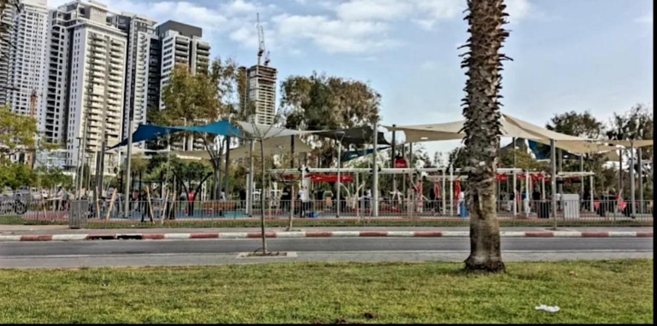 Apart Hotel Tlv/Bat Yam Beach Front 1207 المظهر الخارجي الصورة
